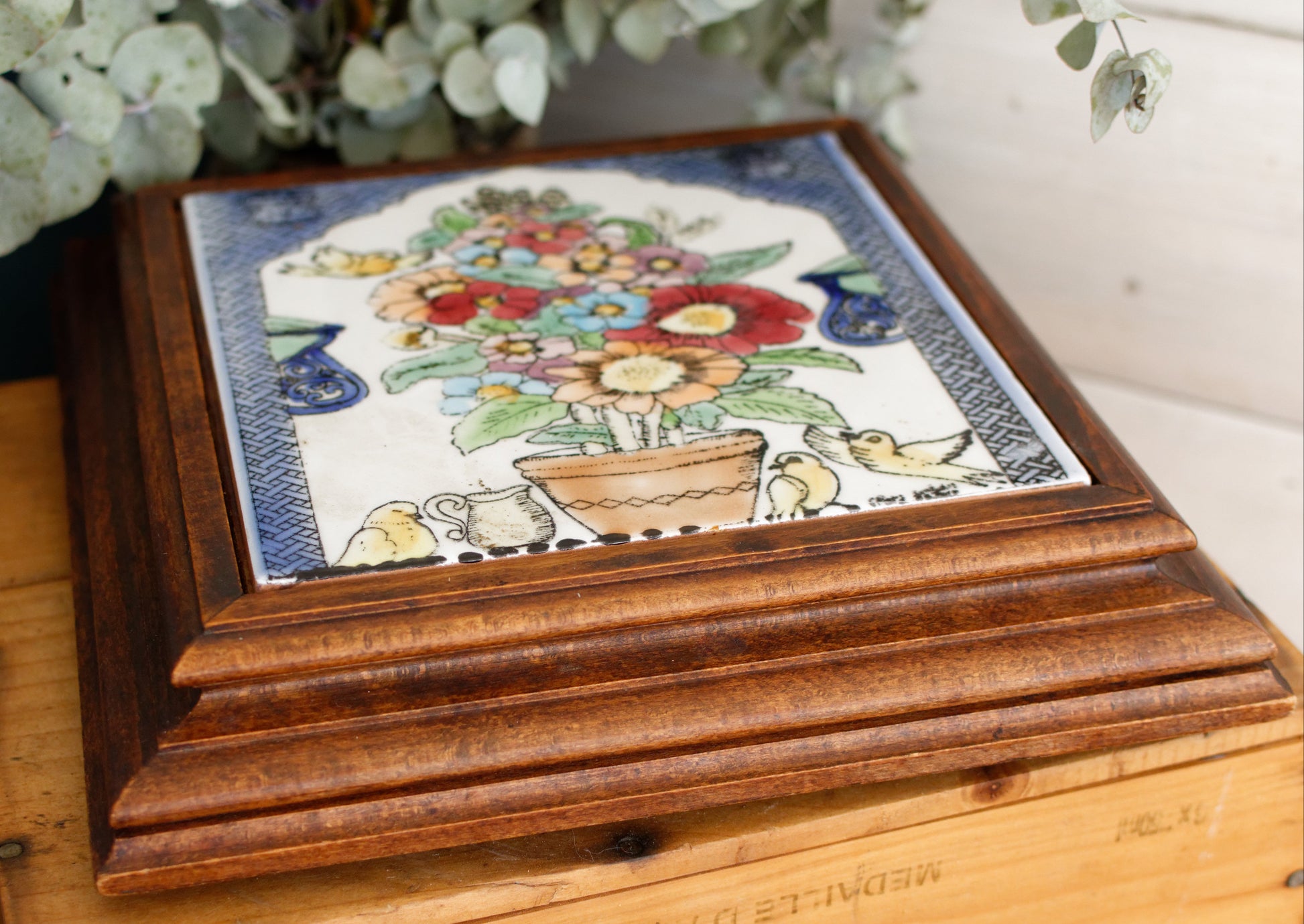 1920s French Antique Ceramic Tile Music Box & Trivet Hot Plate with Hand-Carved Footed Wooden Base "Trépied Dessous de Plat en Faience"
