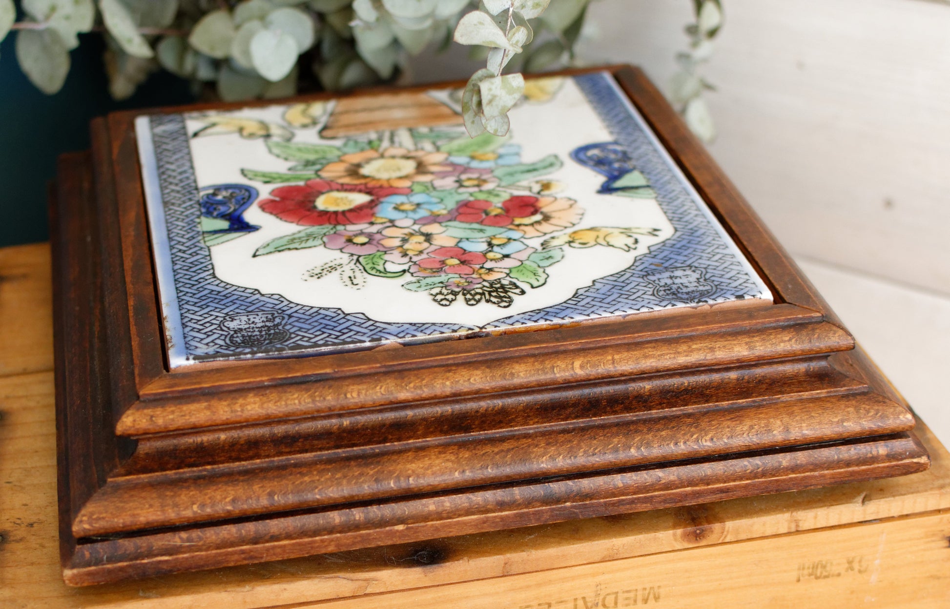1920s French Antique Ceramic Tile Music Box & Trivet Hot Plate with Hand-Carved Footed Wooden Base "Trépied Dessous de Plat en Faience"
