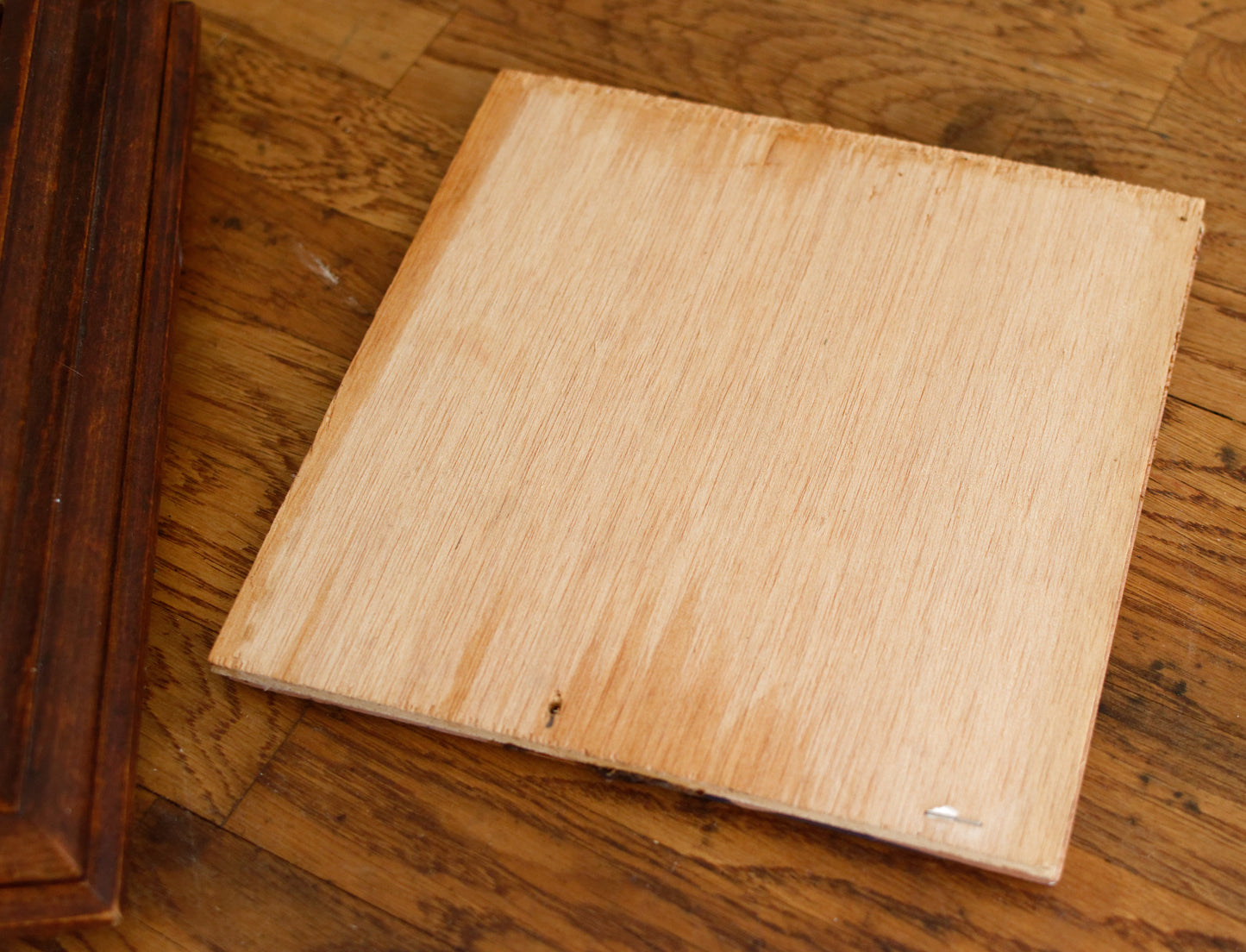 1920s French Antique Ceramic Tile Music Box & Trivet Hot Plate with Hand-Carved Footed Wooden Base "Trépied Dessous de Plat en Faience"