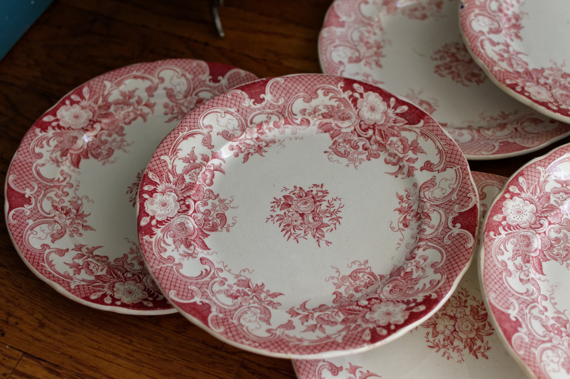 Opaque de SARREGUEMINES French Antique Ironstone Red Transferware Small Plate Terre de fer en Faience
