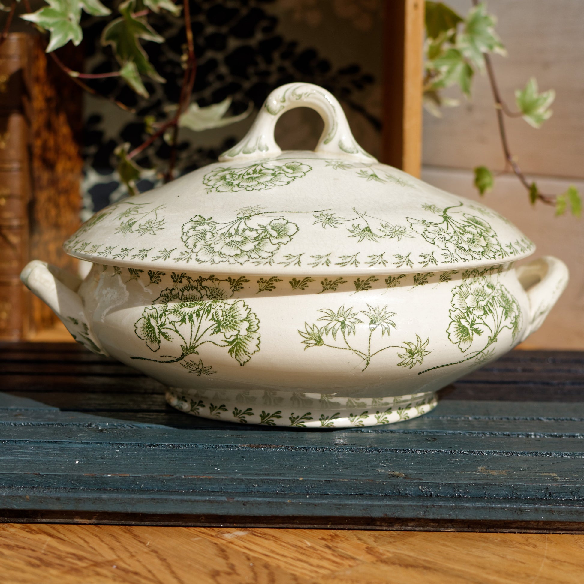 Sarreguemines UC Palymre Motif Soup Tureen Soupiere French Antique Ironstone Terre de Fer Faience Green Transferware