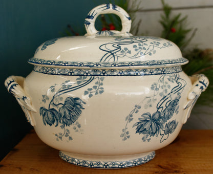 ROYAT Motif Sarreguemines U&C French Antique Ironstone Blue Transferware Soup Tureen Soupiere Terre de Fer en faience