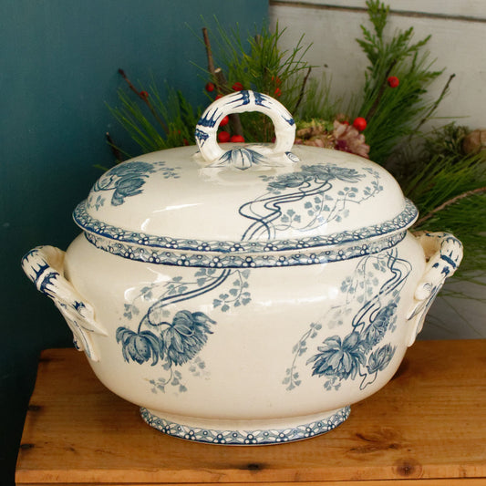 ROYAT Motif Sarreguemines U&C French Antique Ironstone Blue Transferware Soup Tureen Soupiere Terre de Fer en faience