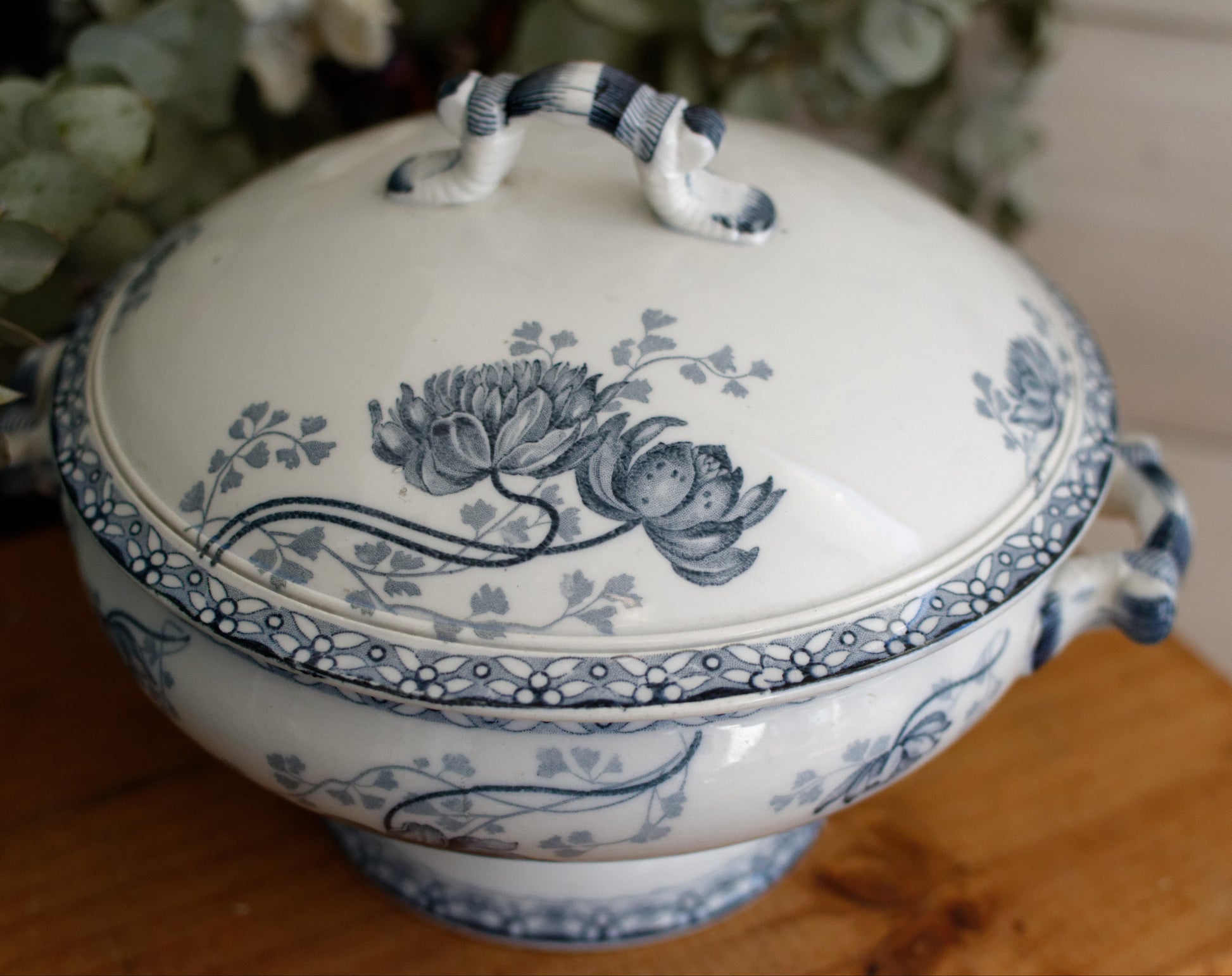 ROYAT Motif Sarreguemines U&C French Antique Ironstone Blue Transferware Small Soup Tureen "Soupiere" Terre de Fer en faince