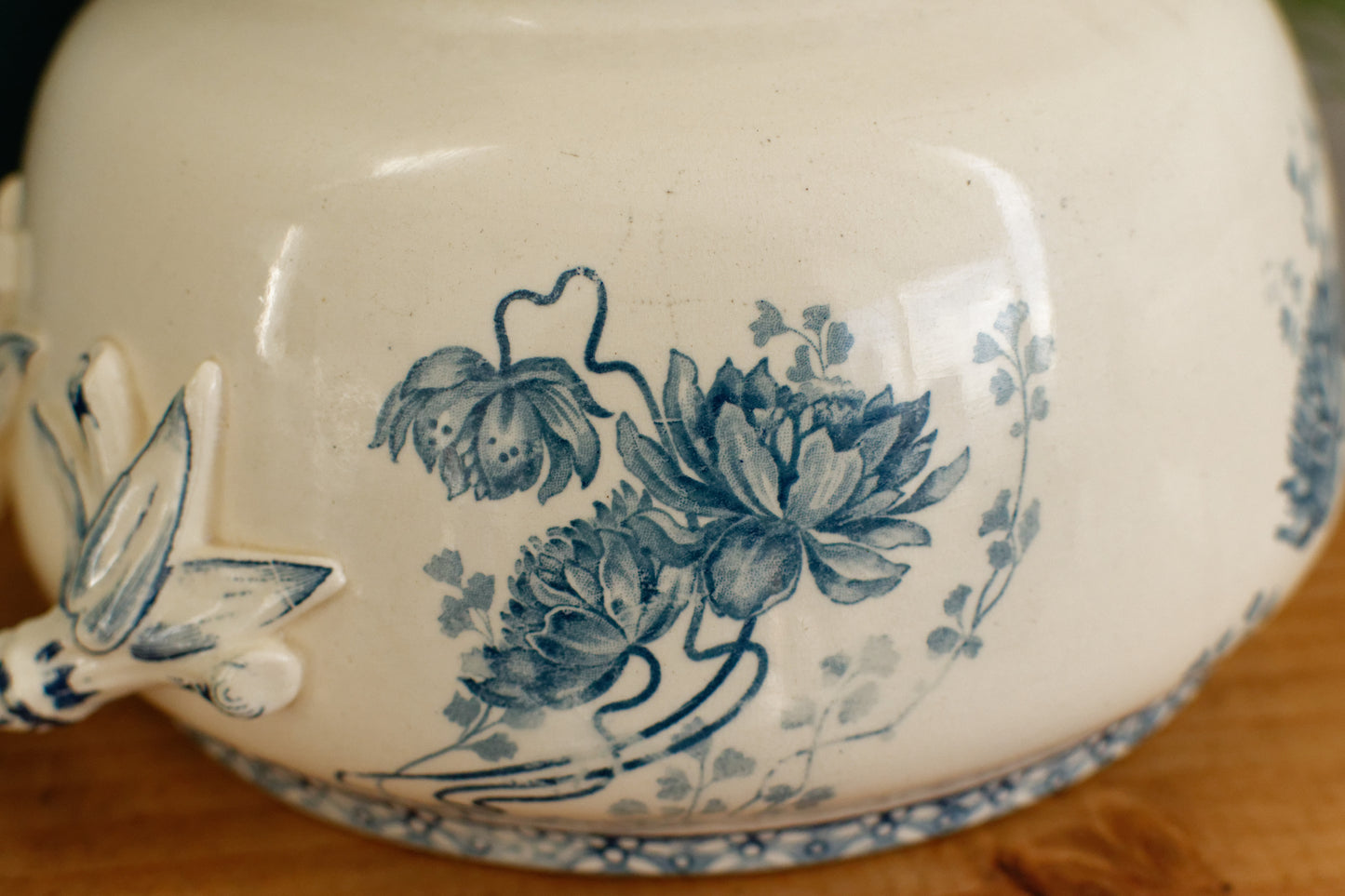 ROYAT Motif Sarreguemines U&C French Antique Ironstone Blue Transferware Soup Tureen Soupiere Terre de Fer en faience