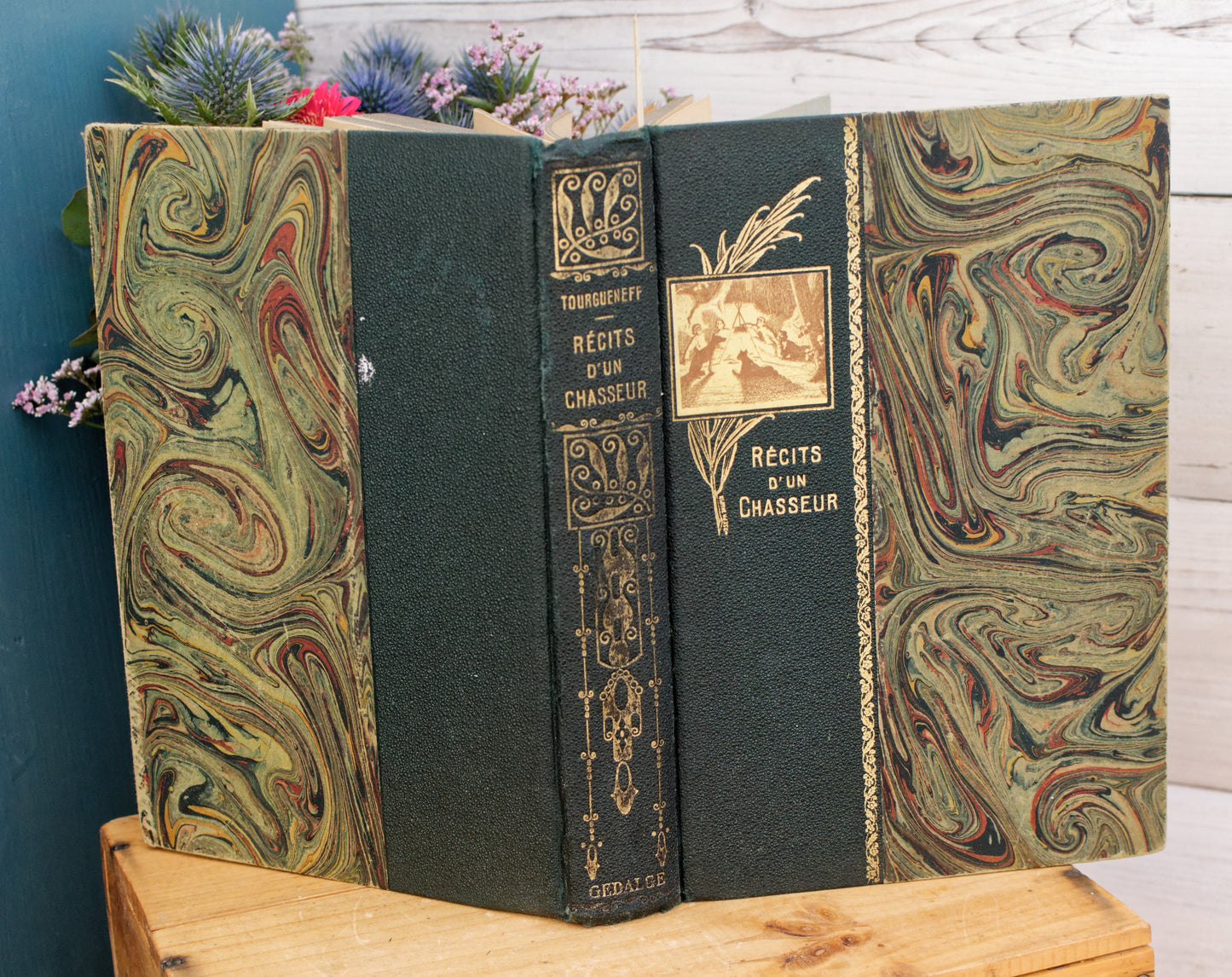 1926 RECITS D'UN CHASSEUR by Ivan Tourgueneff Published by Librairie Gedalge PARIS French Antique Collectible Hardcover School Book Livre