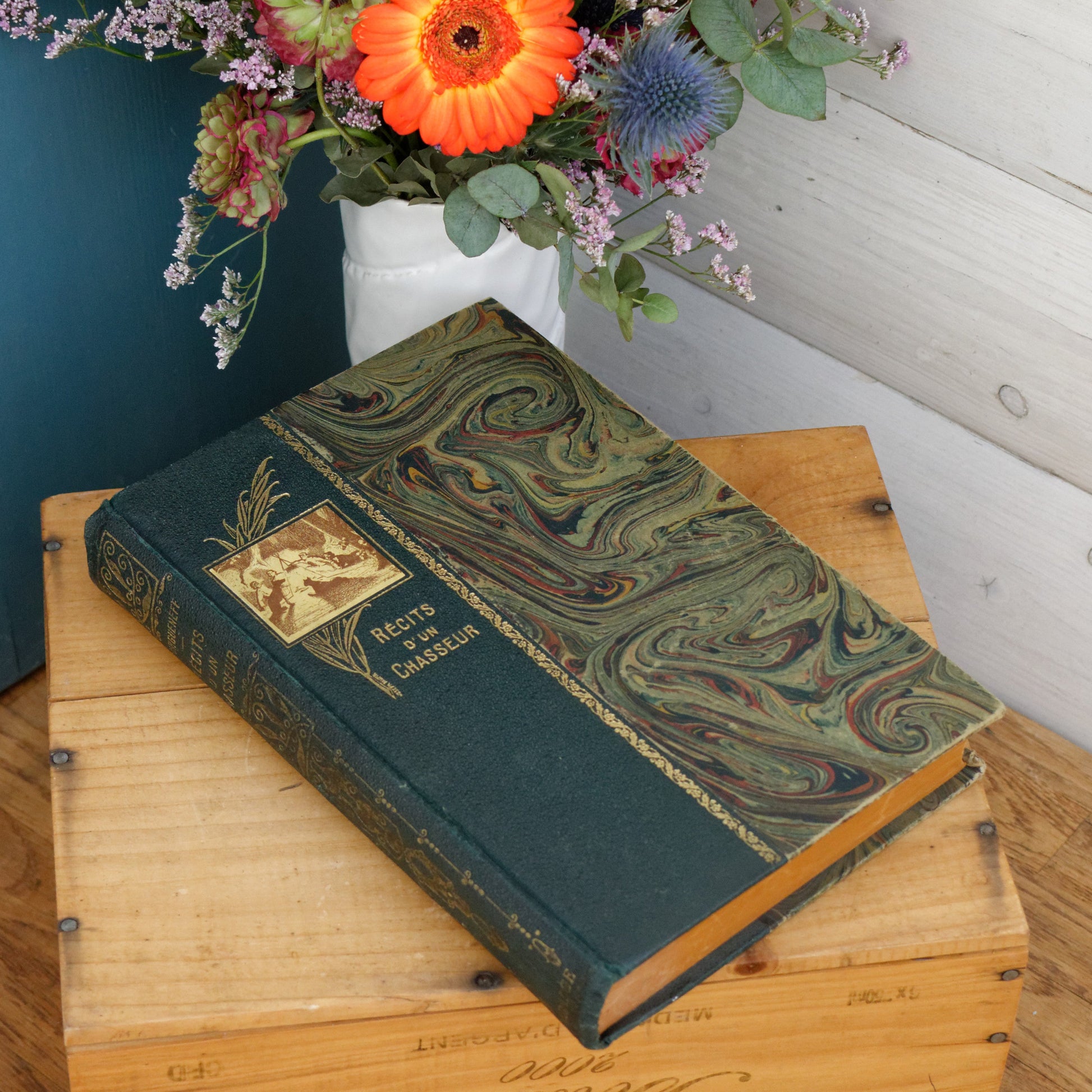 1926 RECITS D'UN CHASSEUR by Ivan Tourgueneff Published by Librairie Gedalge PARIS French Antique Collectible Hardcover School Book Livre