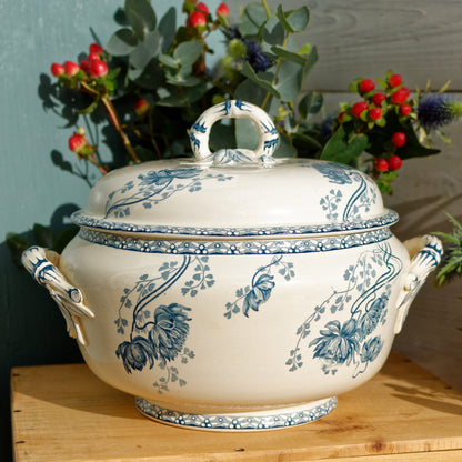 Royat Motif Sarreguemines U&C French Antique Ironstone Blue transferware Soup Tureen Soupiere Ter de Fer en faience