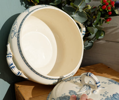 Royat Motif Sarreguemines U&C French Antique Ironstone Blue transferware Soup Tureen Soupiere Ter de Fer en faience