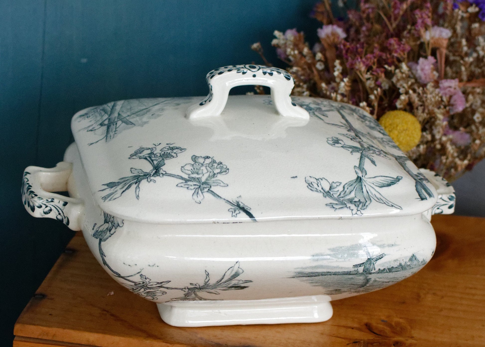 Service Ceriser Creil et Montereau (CM) Terre de Fer French Antique Square Ironstone Green Transferware Vegetable Dish Légumière Terre de Fer