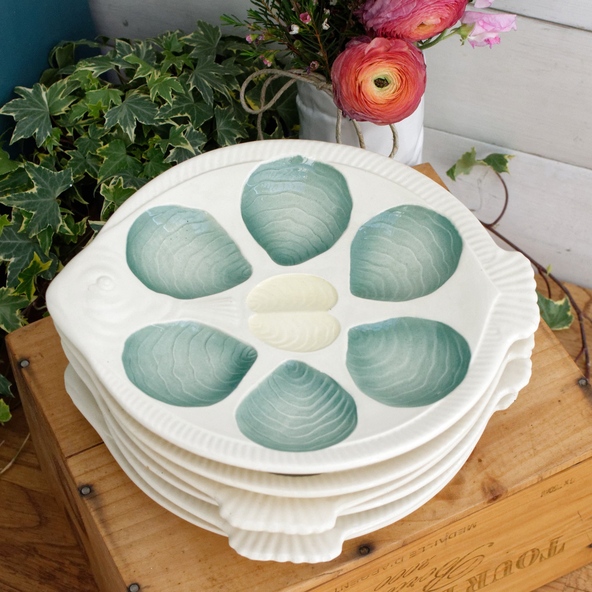 Moulin des Loups Hamage France French Vintage Fish Shaped Oyster Shellfish HUITRE Plate  BARBOTINE Majolica en Faience Terre de Fer