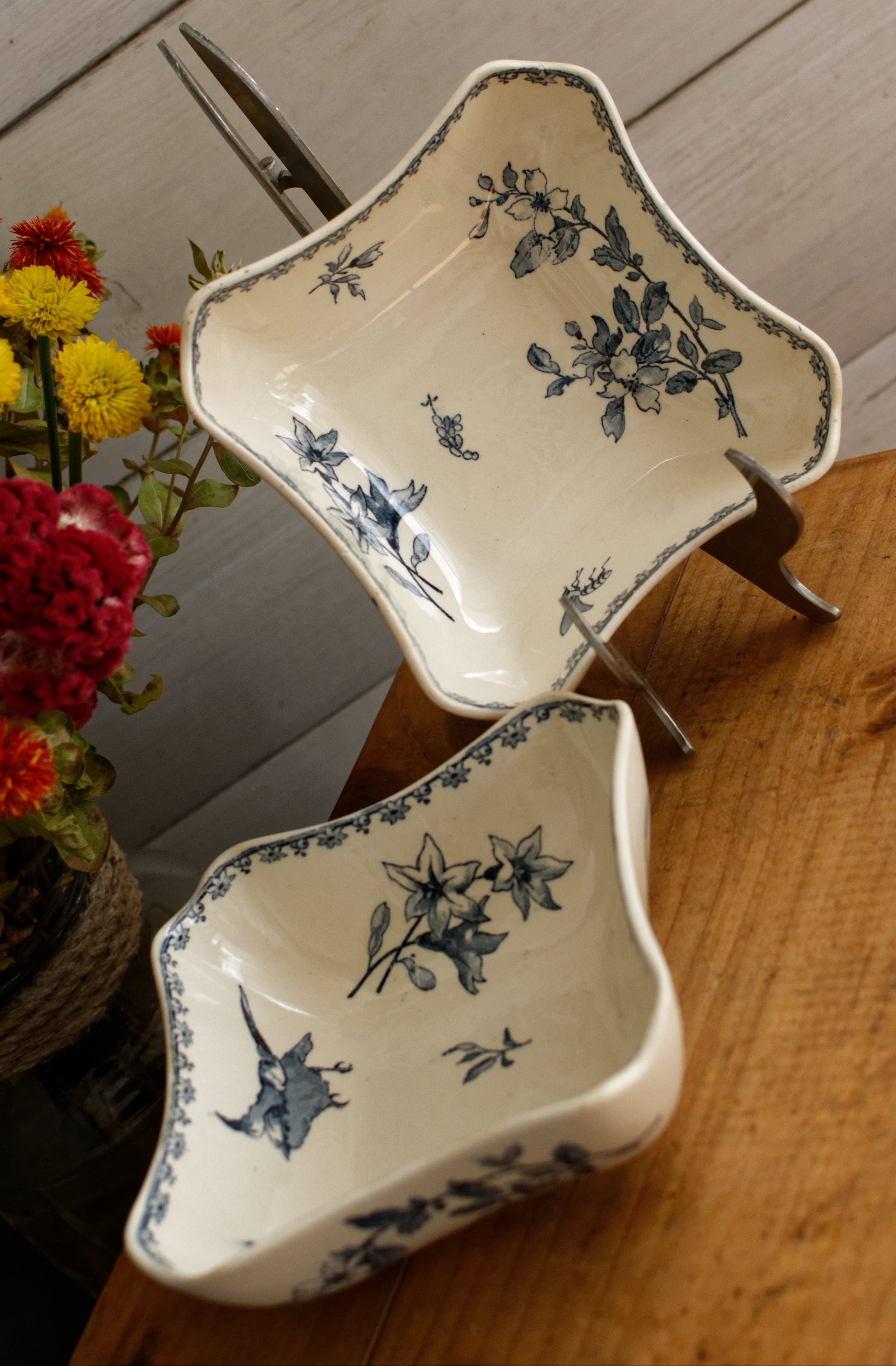 FAVORI Motif Sarreguemines U&C French Antique Ironstone Blue Transferware Small Set of 2 Square Bowl Faience Terre de Fer