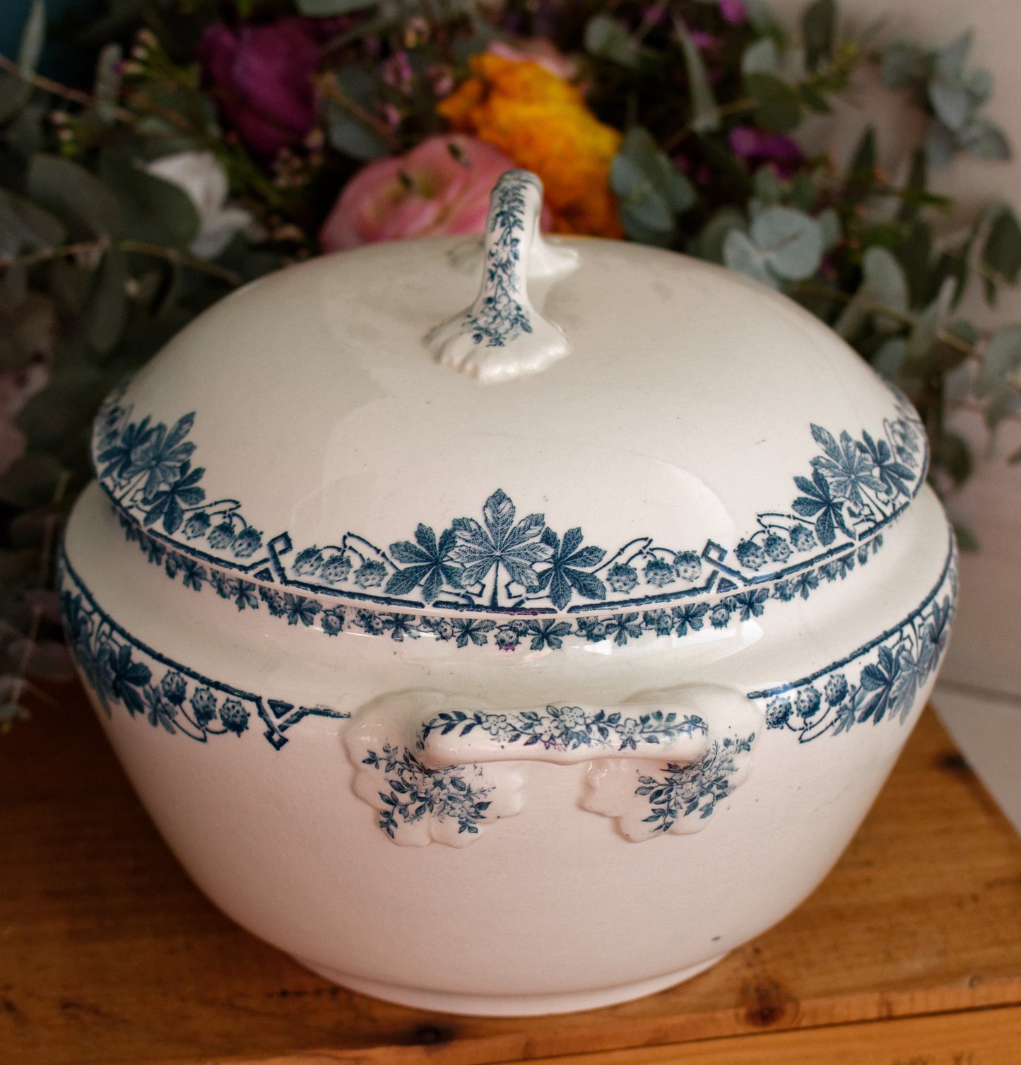 TUNIS motif LONGWY French Antique Ironstone Blue Transferware Soup Tureen Soupiere Terre de fer en Faience