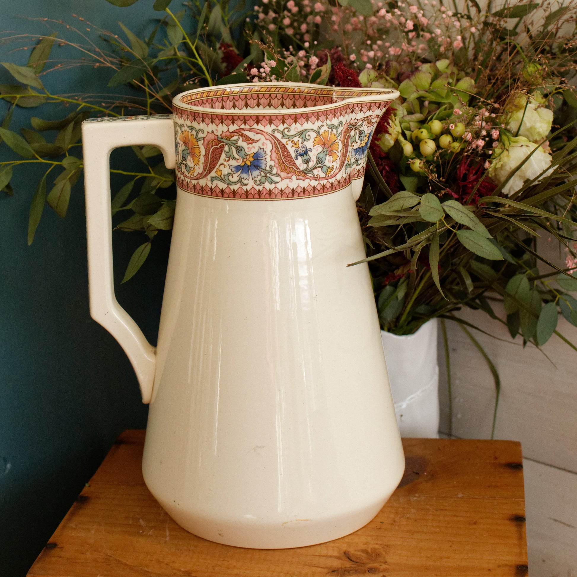 TEHRAN Sarreguemines U&C French Antique Ironstone Polychrome Bathroom Pitcher BROC ou Chambre Pot Terre de Fer en Faience