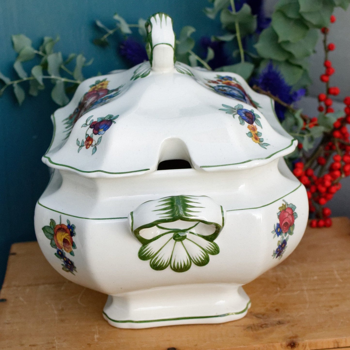 VILLEROY & BOCH VB Wallerfangen SAAR French German Vintage Hand-Painted Ironstone Soup Tureen Soupière Terre de Fer Faience