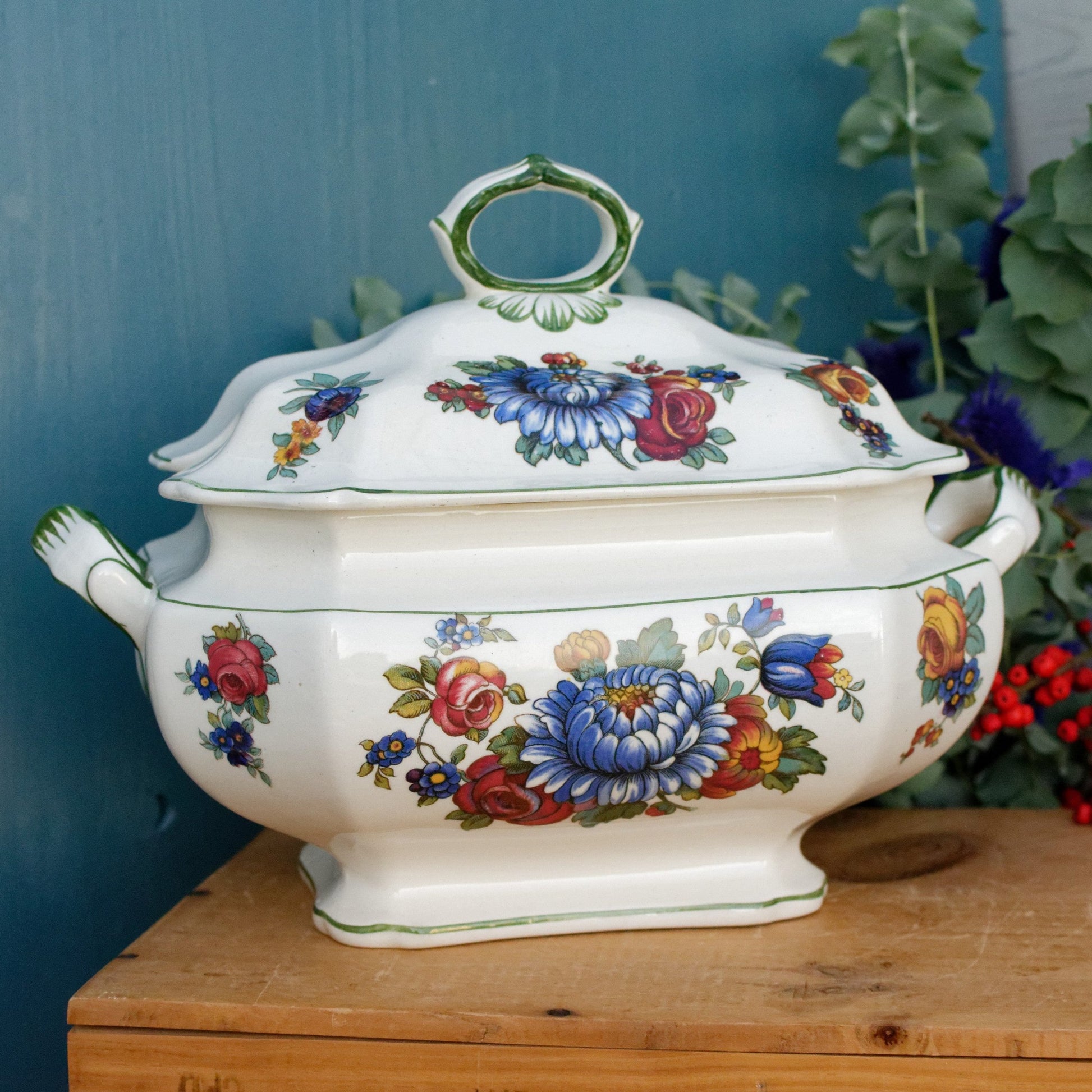 VILLEROY & BOCH VB Wallerfangen SAAR French German Vintage Hand-Painted Ironstone Soup Tureen Soupière Terre de Fer Faience