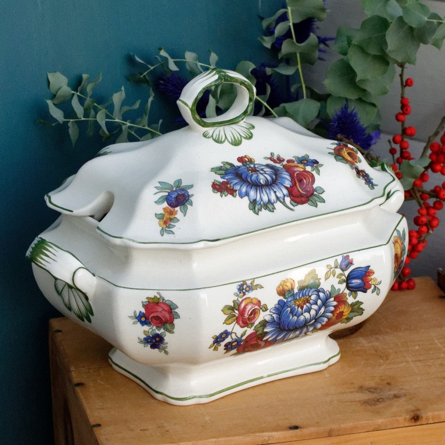 VILLEROY & BOCH VB Wallerfangen SAAR French German Vintage Hand-Painted Ironstone Soup Tureen Soupière Terre de Fer Faience