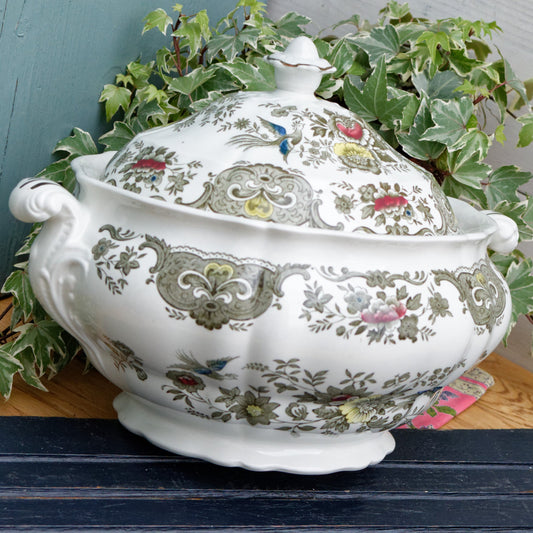 English Ironstone Porcelain Windsor Genuine Hand Engravings Est. by Ridgway 1792 of Staffordshire England All colours guaranteed underglaze and detergent proof Windsor soup tureen soupiere