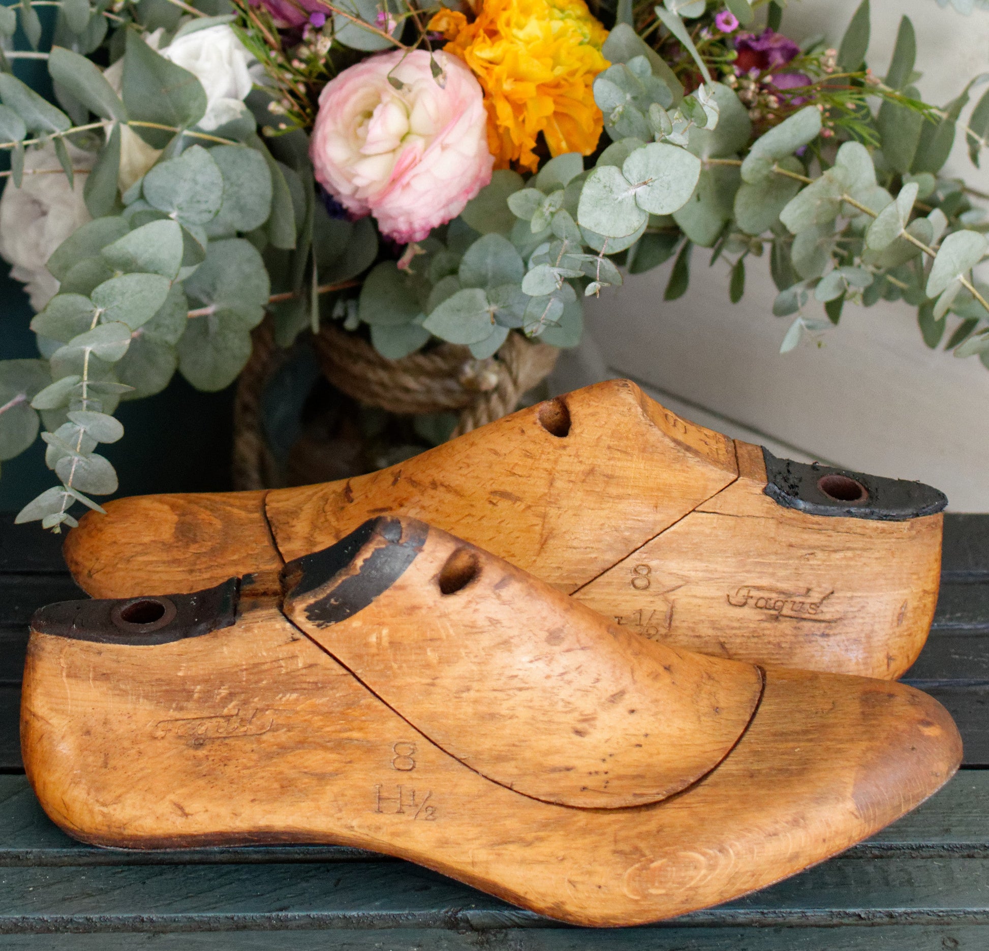 FAGUS Factory Pair of Vintage Hand-Crafted Collectible Wooden Cobbler Shoe Lasts Forms Molds (Moulds) Stretchers "Moule à chaussures vintage en bois" Made in Alfelt Germany