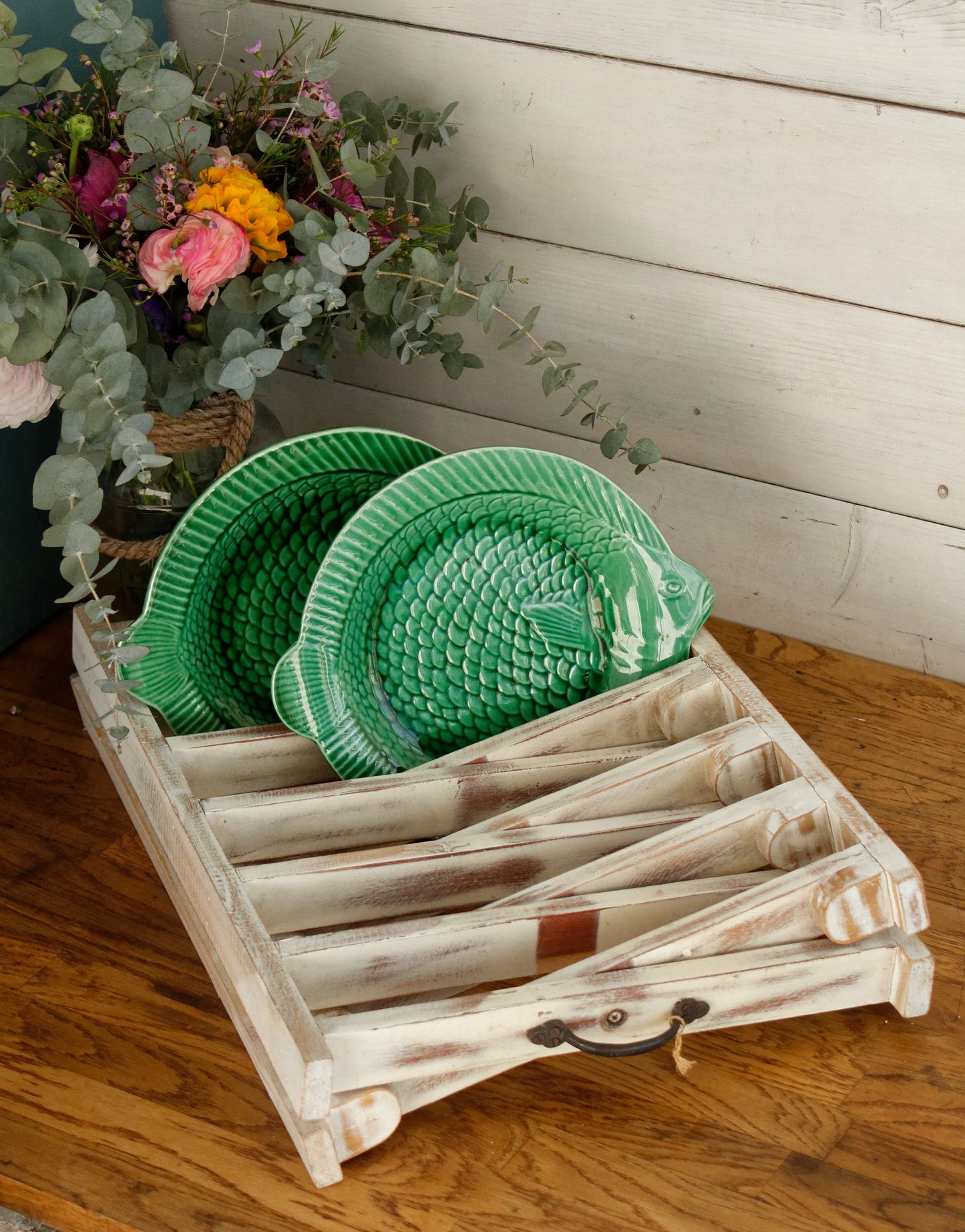 French Vintage Wooden 6 Tier Folding Bakery Pie Pastry Cooling Rack Présentoir à Patisserie Gâteaux en Bois Distressed Biege