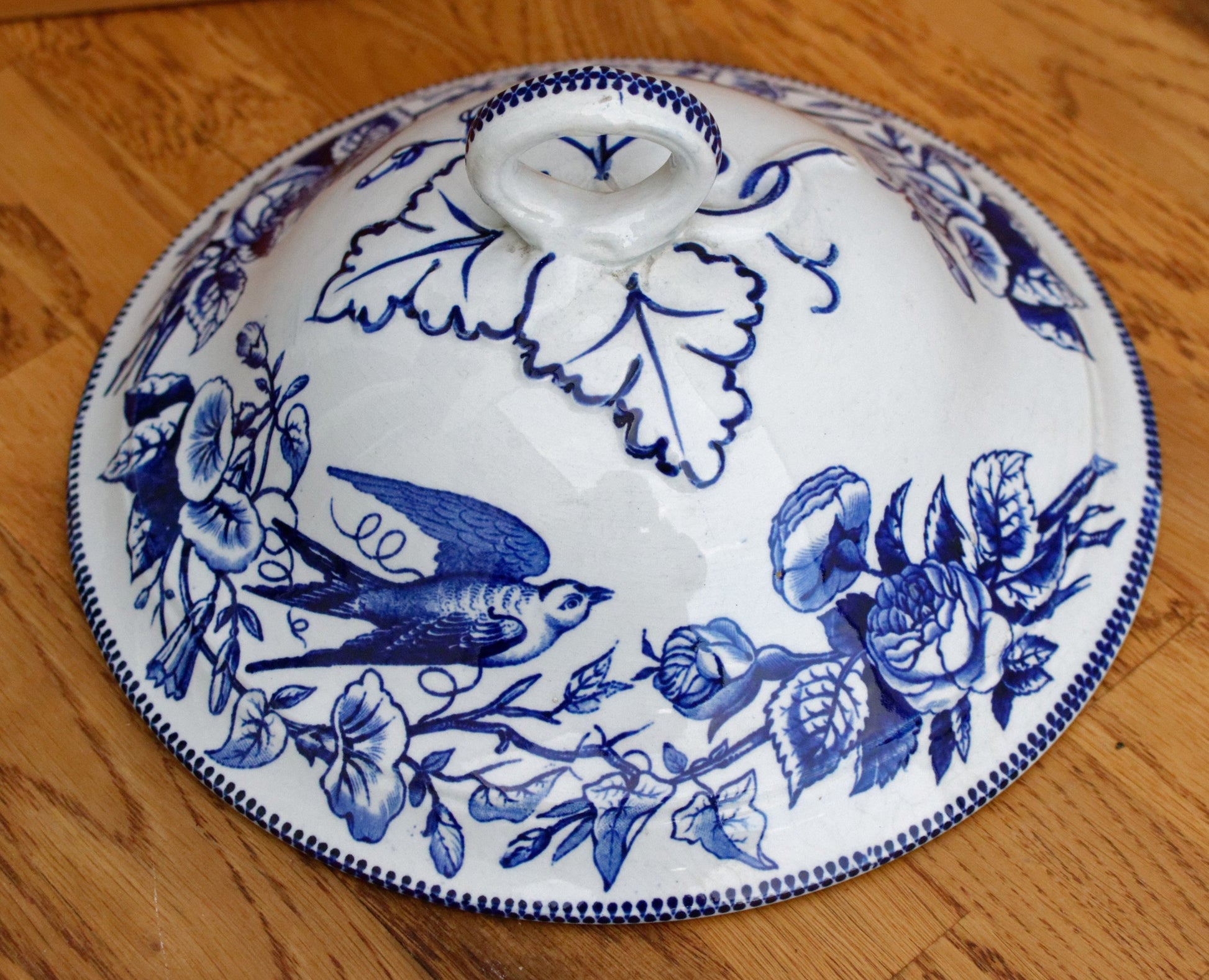 Médaille d'Or H.B. & Cie (Hautin, Boulenger) Choisy-Le-Roi French Antique Ironstone Blue Transferware Soup Tureen "Soupiere" Birds Terre de fer faience