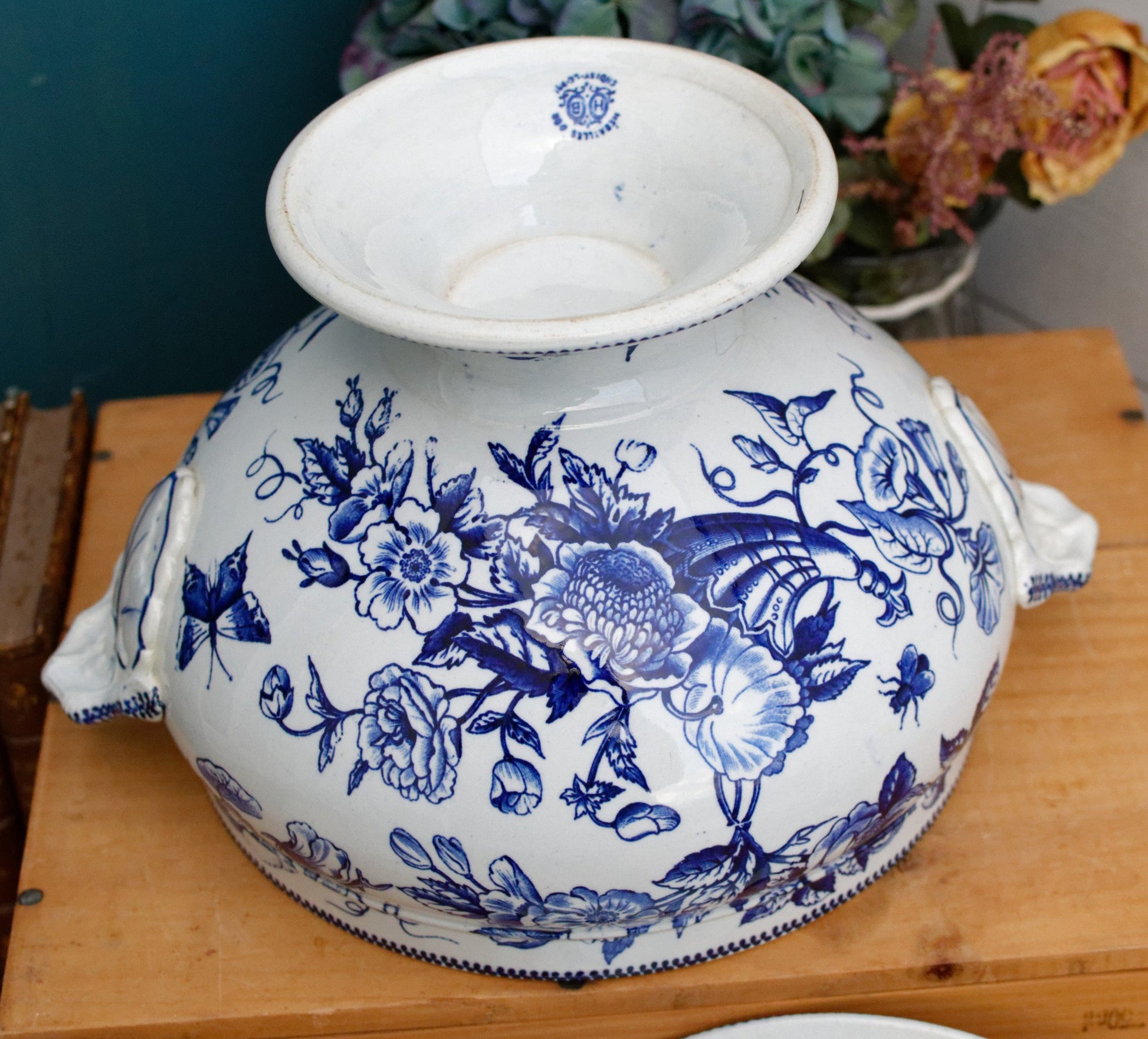 Médaille d'Or H.B. & Cie (Hautin, Boulenger) Choisy-Le-Roi French Antique Ironstone Blue Transferware Soup Tureen "Soupiere" Birds Terre de fer faience