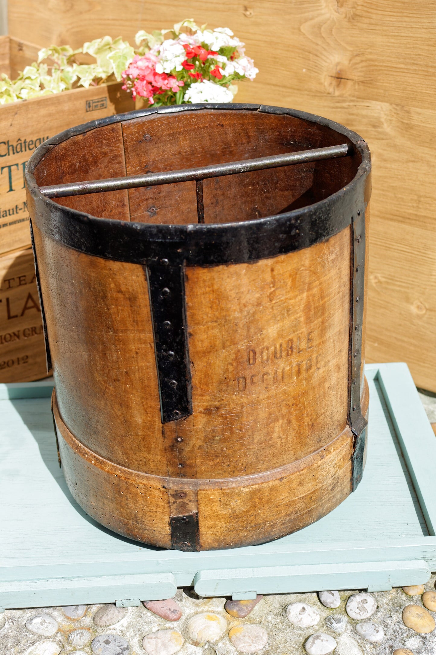 French Antique Wooden Grain measuring bucket Double Decalitre Mesure à grains ancienne