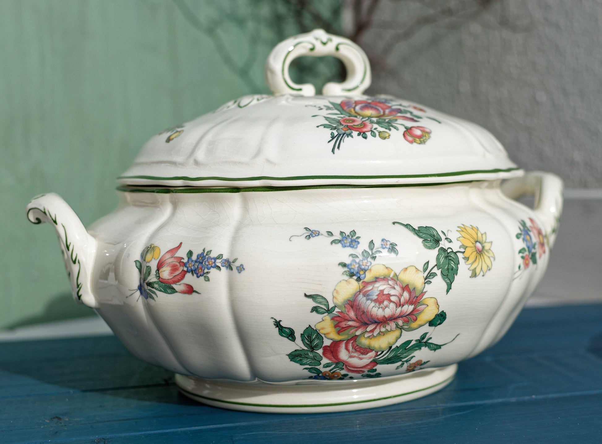 French Ironstone Soup Tureen Soupiere VIEUX STRASBOURG Villeroy & Boch Mettlach Made in France Saar Economic Union 1562 