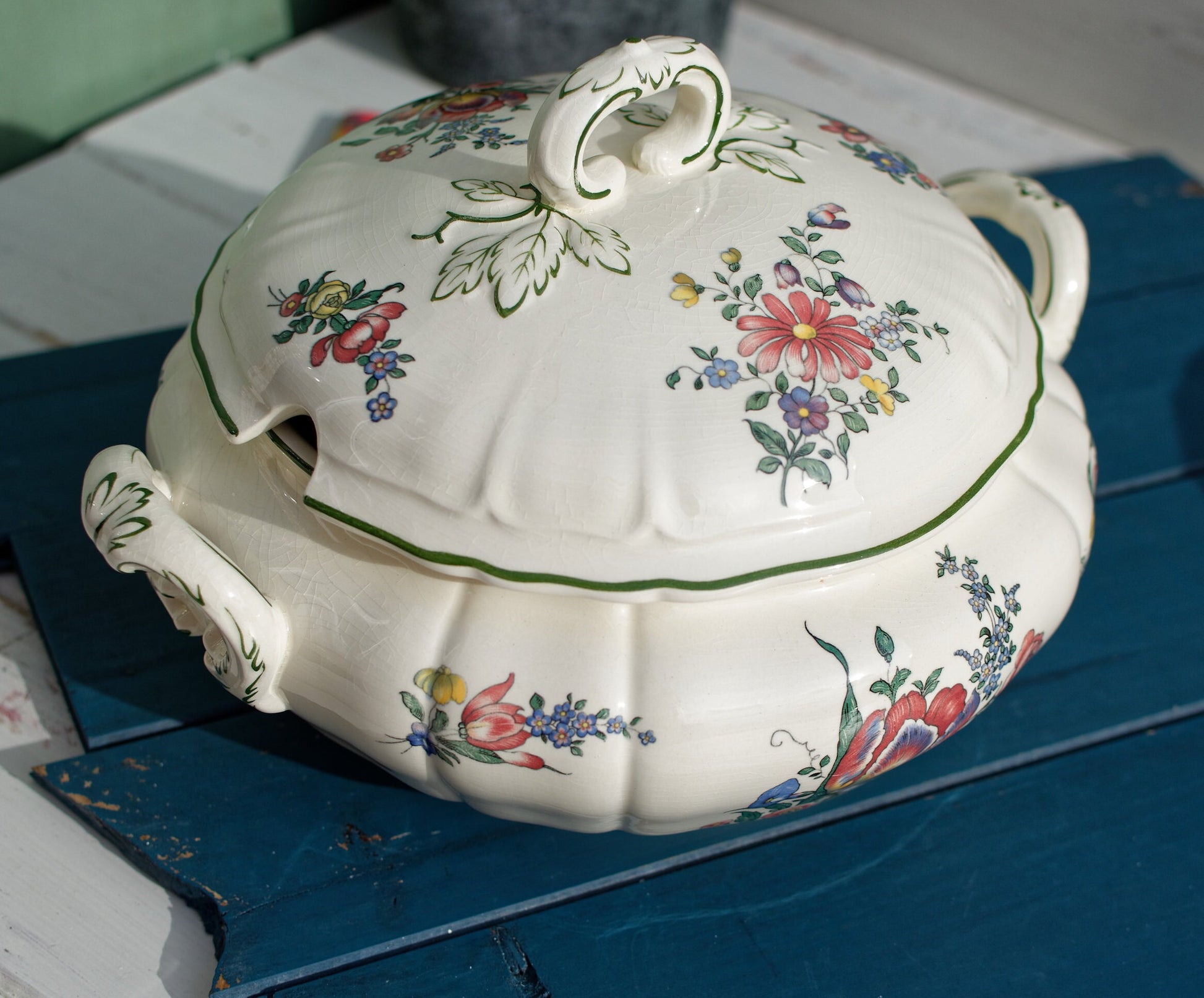 French Ironstone Soup Tureen Soupiere VIEUX STRASBOURG Villeroy & Boch Mettlach Made in France Saar Economic Union 1562 