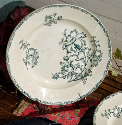 Années 1800 ~ « DATURA » JULES VIEILLARD, Bordeaux ~ Français Antique Ironstone Green Transferware Soup Plate ~ Terre de Fer