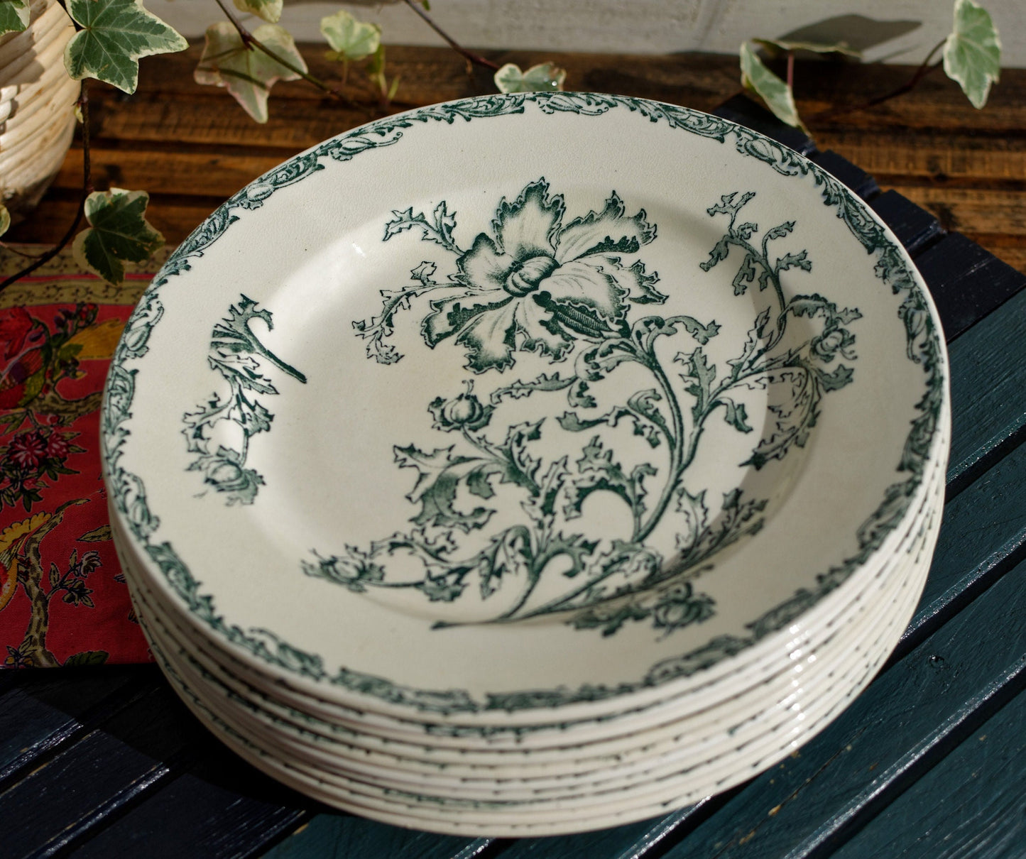 French Ironstone Green Transferware Dinner Plate Datura Bordeaux J.V & Cie JULES VIEILLARD Terre de Fer