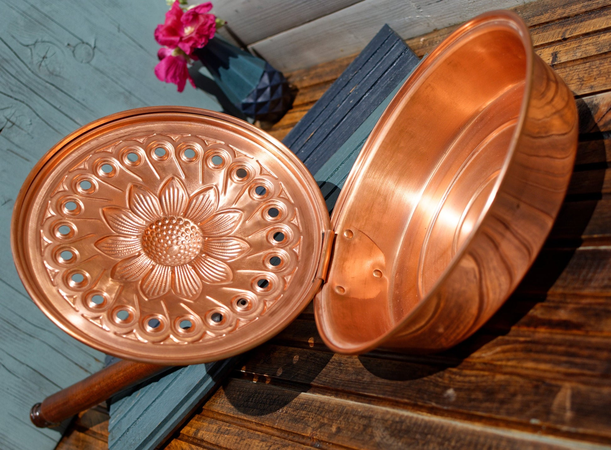 French Vintage Copper Bed Warmer L. (Lucien) Lecellier Villedieu chaudronnerie Bassinoire Chauffe Lit En Cuivre