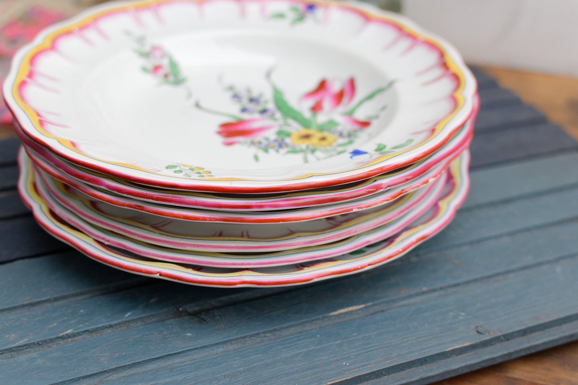 French Hand-Painted Ironstone Plate Roses & Tulips K&G (Keller et Guérin) Lunéville Terre de Fer 